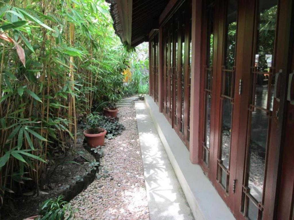 Hotel Al-Isha Dharamshala Kuta Lombok Exterior foto